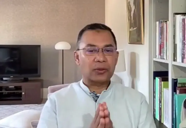 বিশ্বের সাথে একই দিনে রোজা ও ঈদ পালনের পথ খুঁজতে বললেন তারেক রহমান